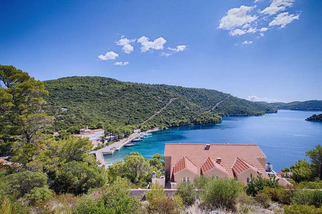 Apartments Ladesta Lastovo Екстер'єр фото