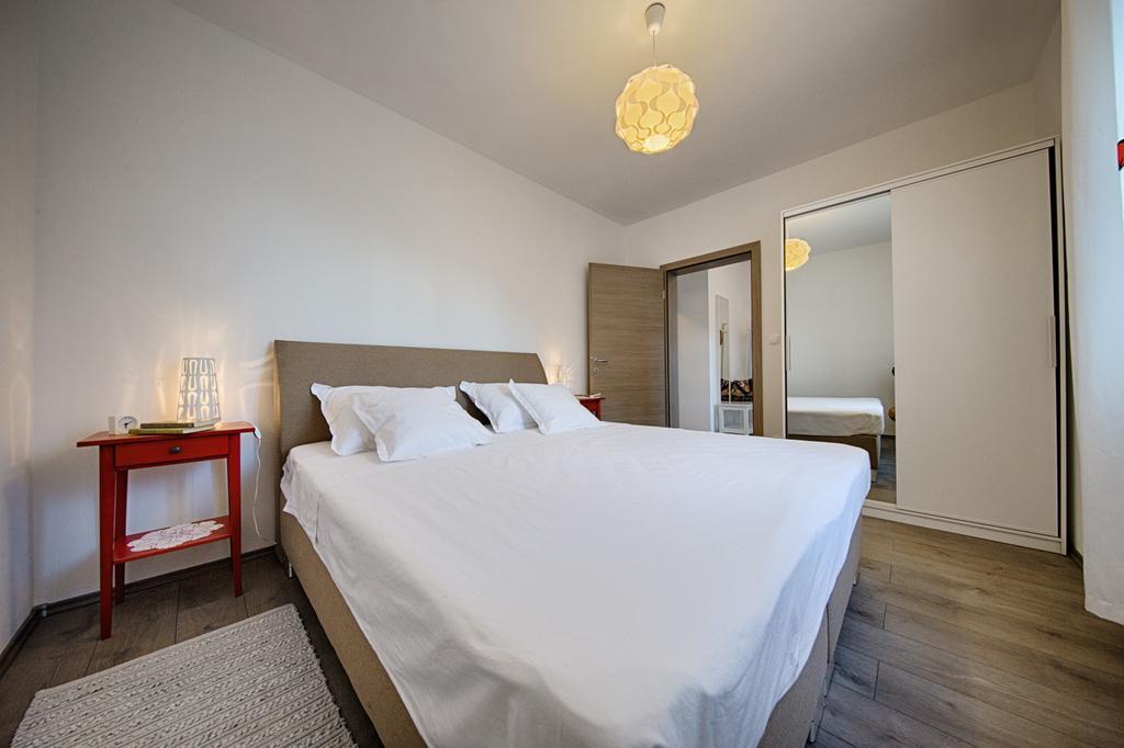 Apartments Ladesta Lastovo Екстер'єр фото