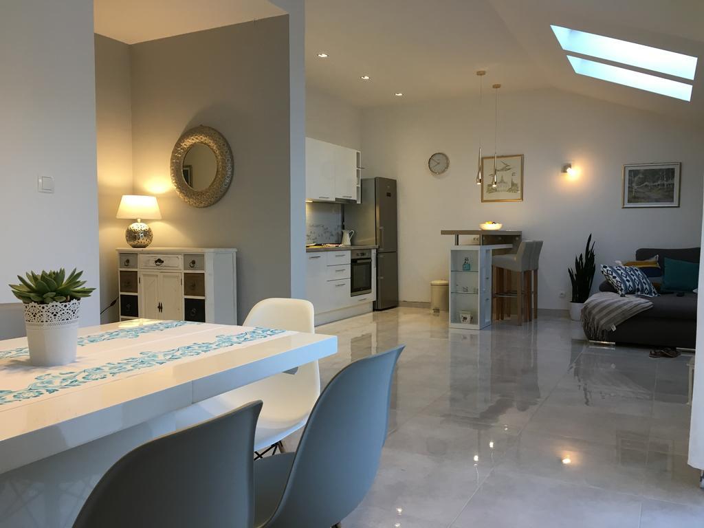 Apartments Ladesta Lastovo Екстер'єр фото