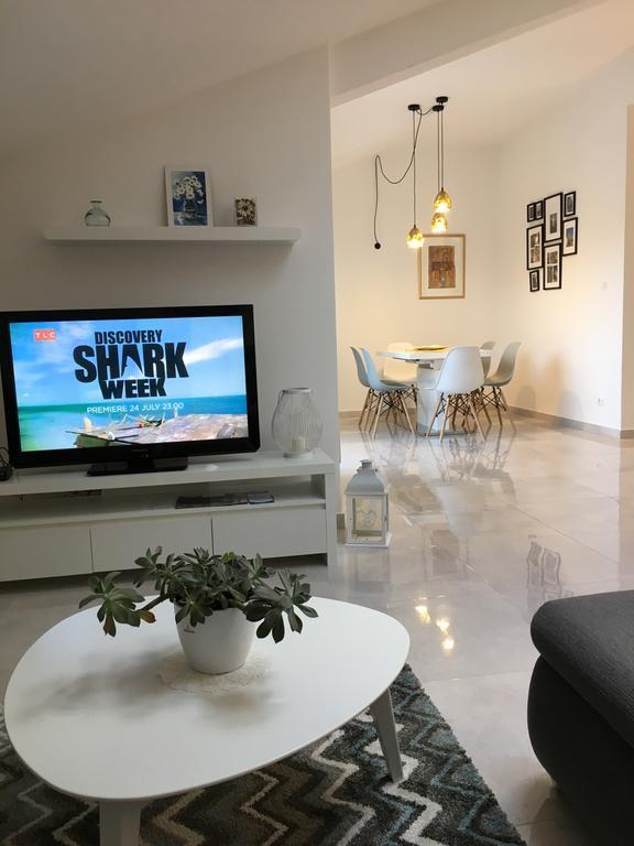 Apartments Ladesta Lastovo Екстер'єр фото