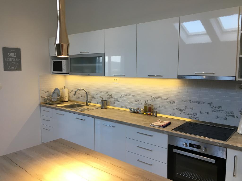 Apartments Ladesta Lastovo Екстер'єр фото