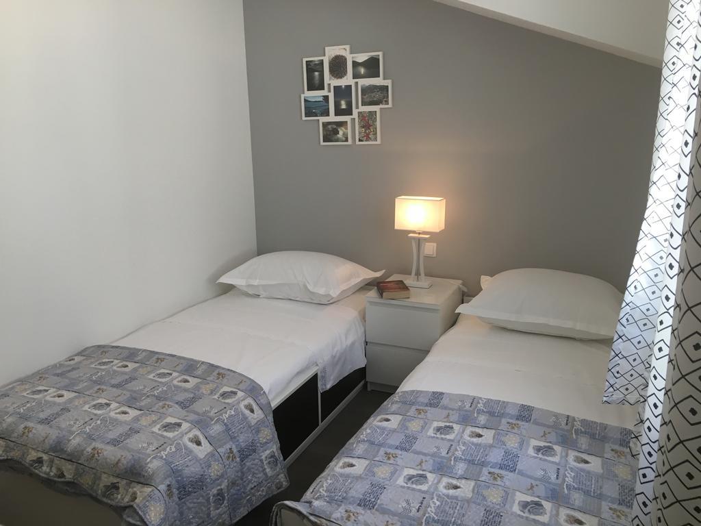 Apartments Ladesta Lastovo Екстер'єр фото