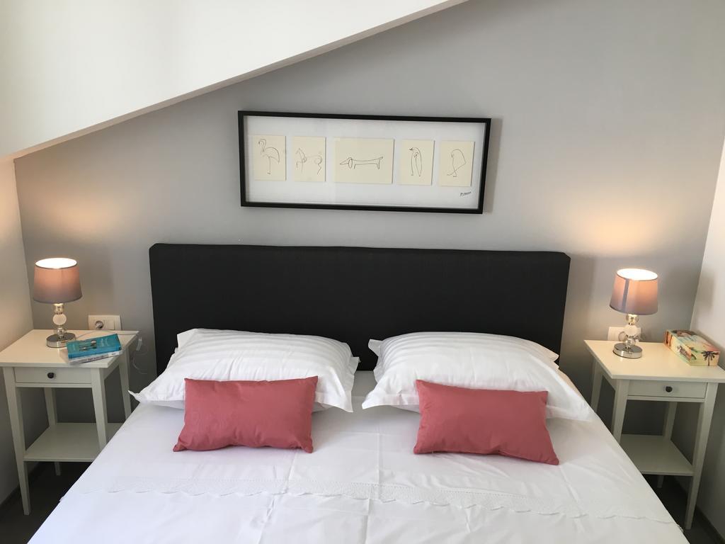 Apartments Ladesta Lastovo Екстер'єр фото